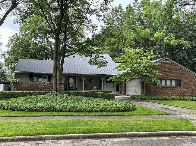 Photo of 2130 Onekama Dr Se