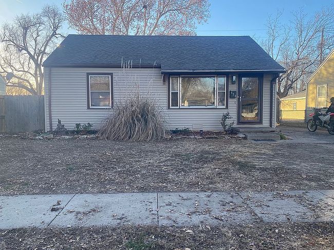 Preview of property located at 421 N Glenn Ave