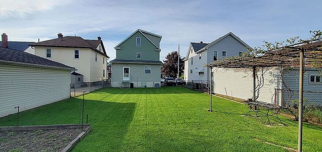 Additional photo 3 of property located at 1125 W 27th St