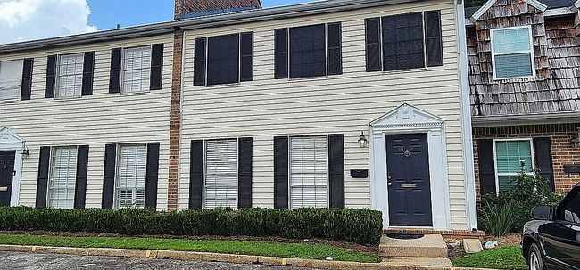 Additional photo 1 of property located at 110 Du Rhu Dr #E