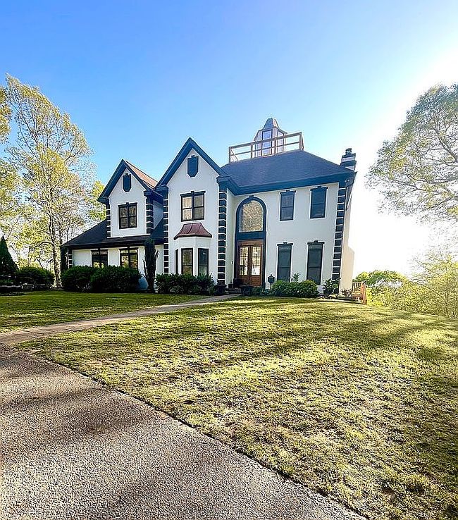 Image of 1761 Valley View Rd