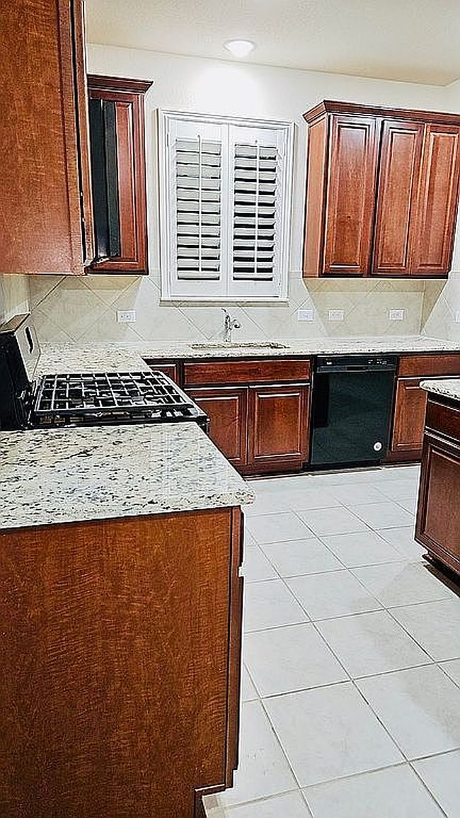 Photo of 2005 Chisos Ct, Princeton, TX