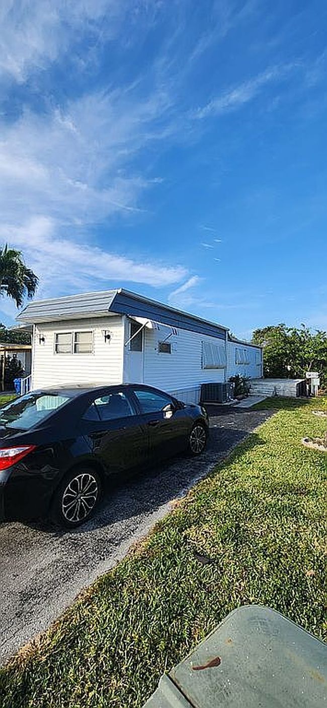 Image of 3521 Sw 50th Ter