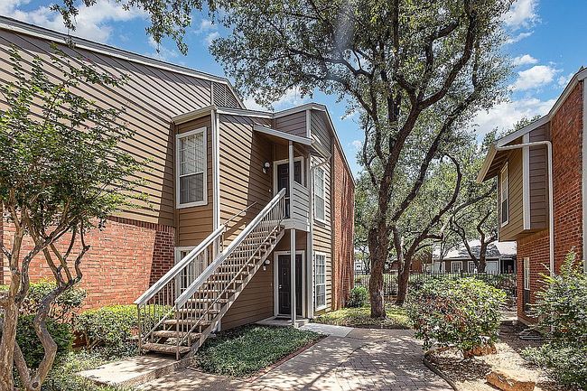 Photo of 3641 W Northgate Dr #105, Irving, TX