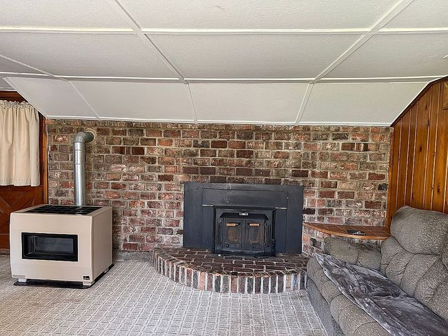 Image of 4188 Pine Grove Ave
