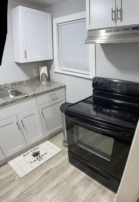 Preview of property located at 806 W Queen St