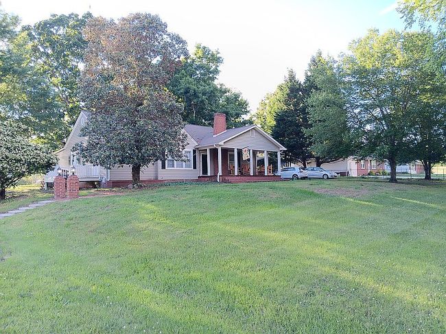 Image of 136 Raymond Lanier Rd