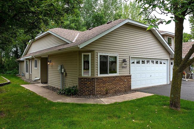 Photo of 1262 Island Dr