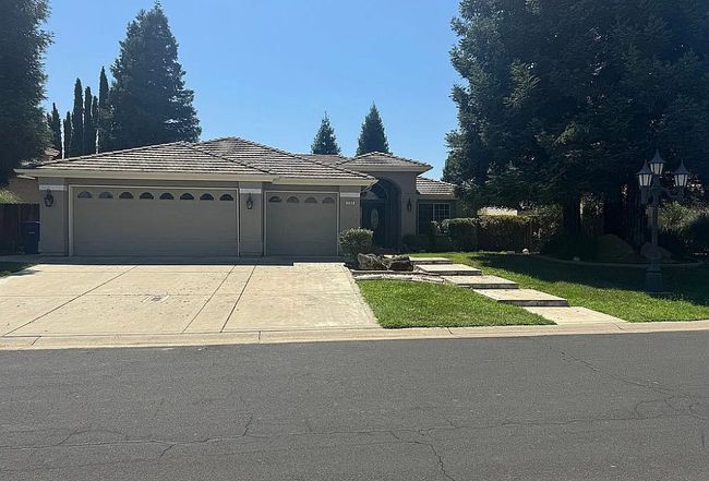 Image of 7105 Emerald St