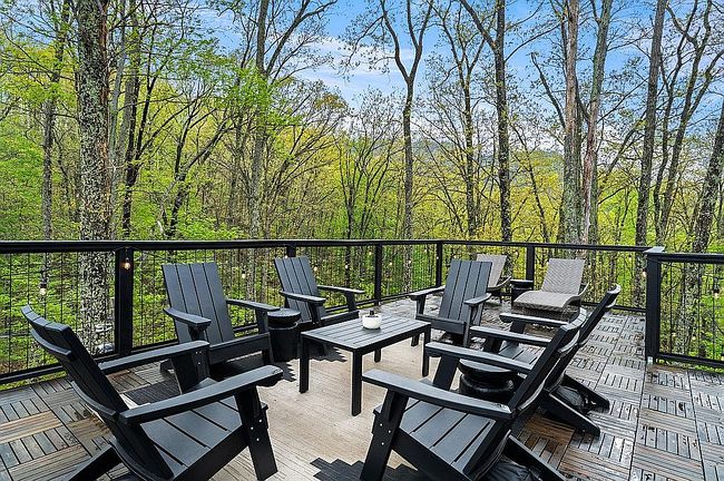 Photo of 1114 Red Maple Ln, Sevierville, TN