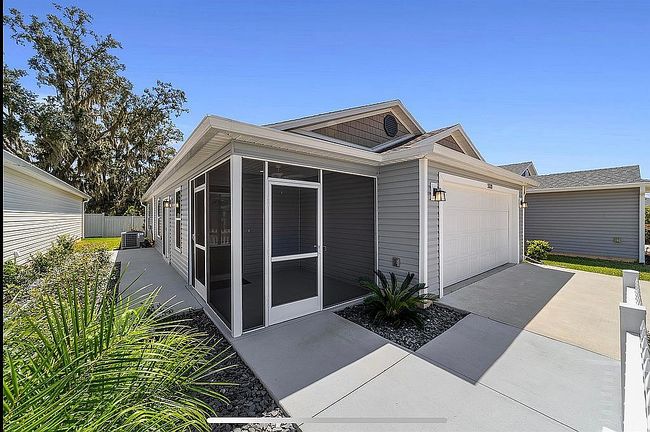 Image of 3320 Davis Ter