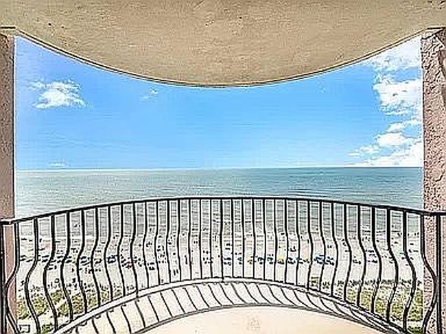 Additional photo of property located at 2500 N Ocean Blvd #102