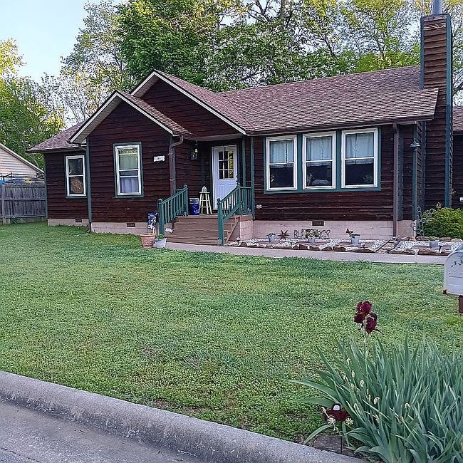 250 W Yoes Ln, Fayetteville, AR