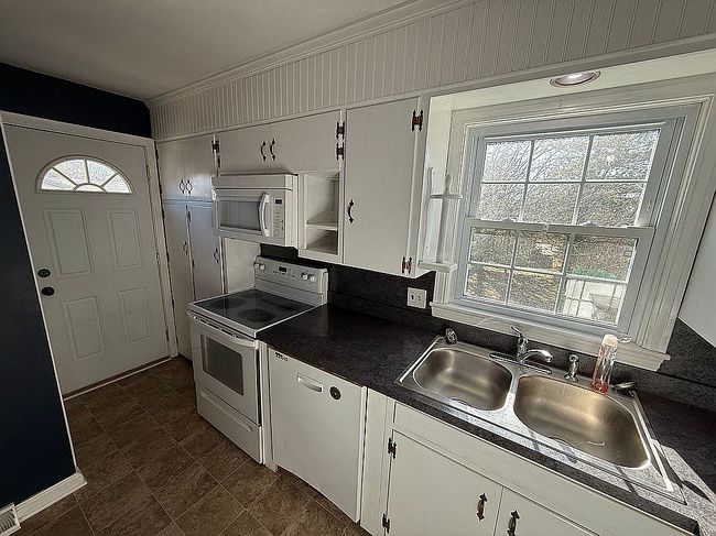 Image of 606 Dogwood Dr