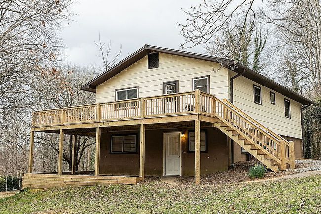 Photo of 233 Dills Branch Rd, Sylva, NC