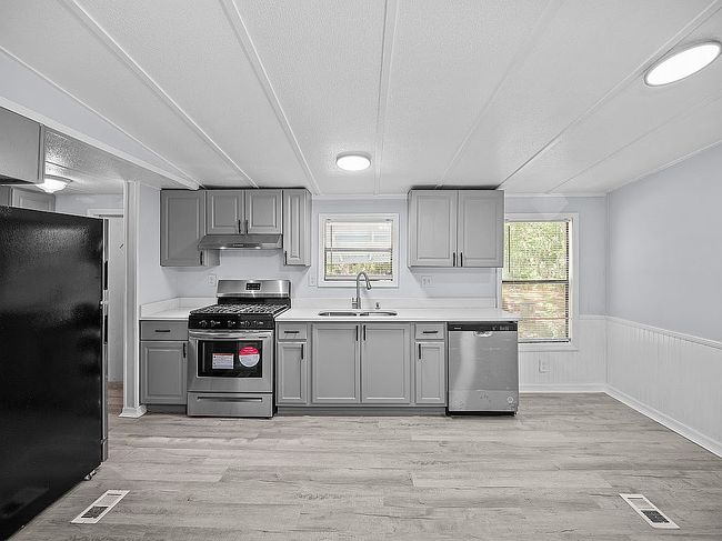 Photo of 75531 Johnson Lake Rd, Yulee, FL