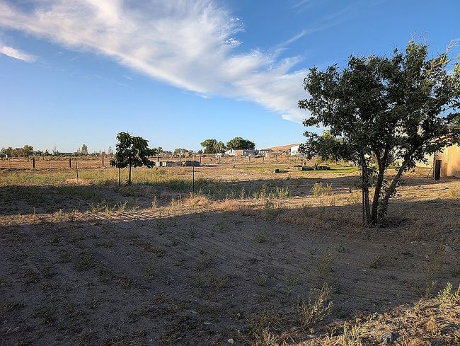 Additional photo 3 of property located at 3565 E Commander Dr