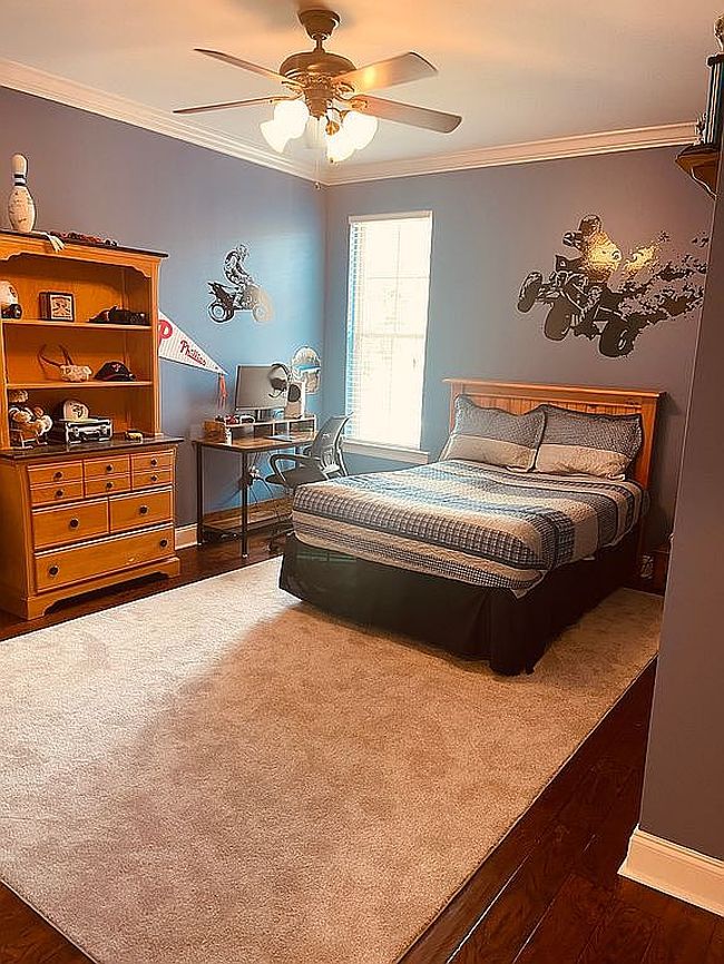 Image of 1049 Midway Rd