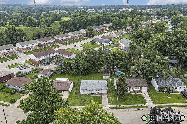 Photo of 3001 N Michigan Ave, Davenport, IA