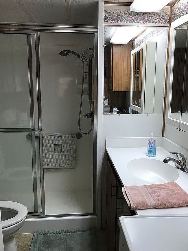 Additional photo 1 of property located at 150 Lakeshore Dr