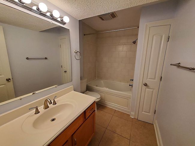Photo of 3126 Independence St Apt B, Metairie, LA