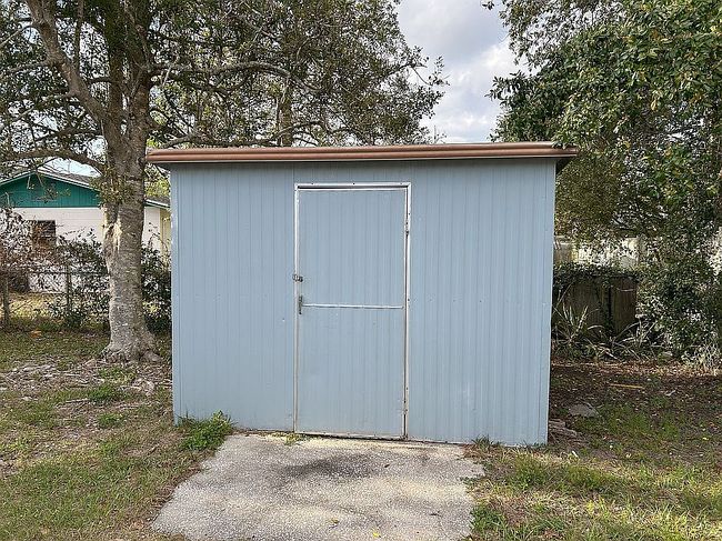 Image of 2199 W Devon Dr