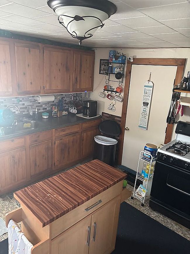Image of 925 Mechanic St