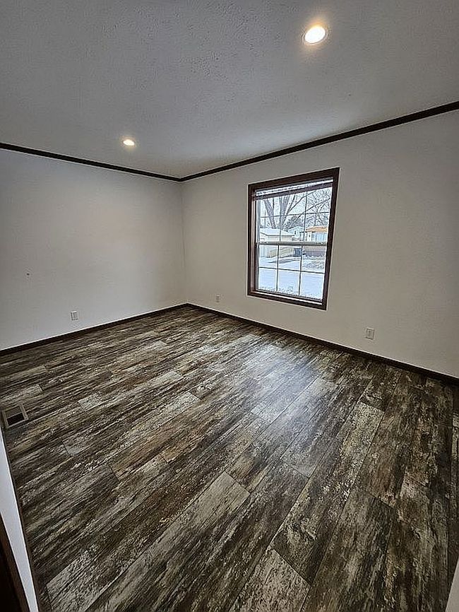 Image of 4702 W 17th Pl