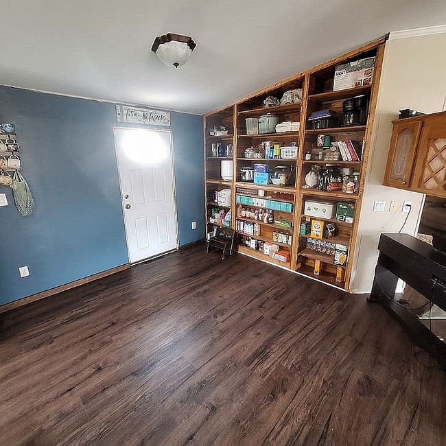 Image of 14125 Lastovich Rd