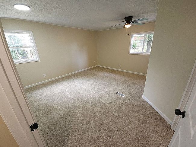 Additional photo 3 of property located at 414 Georgetown Rd