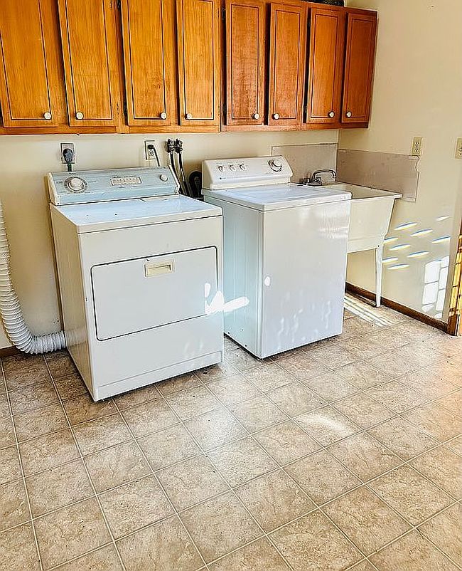 Photo of 1461 Dorene Blvd, Carter Lake, IA