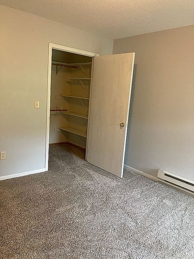 Additional photo 1 of property located at 740 Se 6th Ave