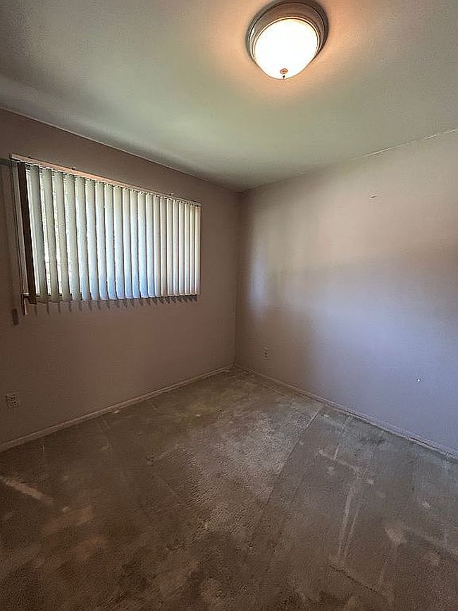 Photo of 28001 Elba St, Saint Clair Shores, MI