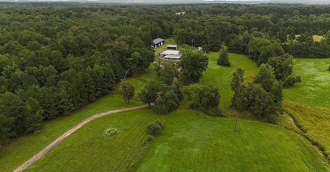 Image of 677 Lazy Daisy Rd