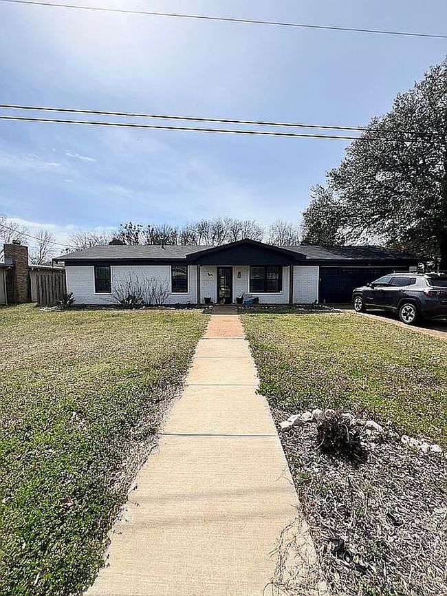 Preview of property located at 307 N Loveless St