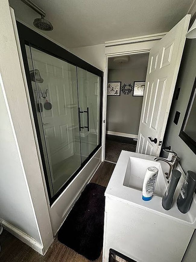 Additional photo 2 of property located at 8252 N 3rd Ln