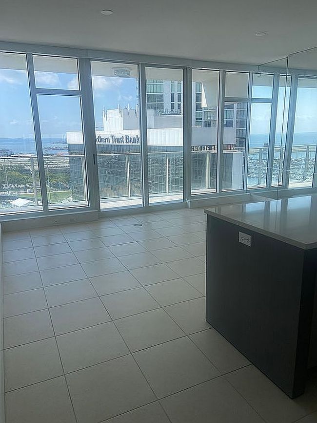 Photo of 175 1st St S Apt 1604, Saint Petersburg, FL
