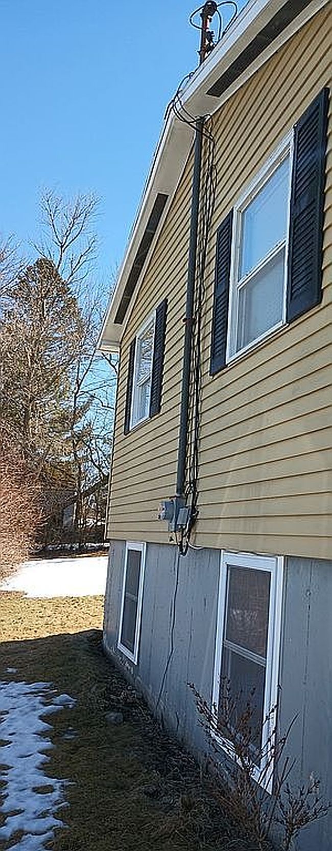 Image of 381 Birch St