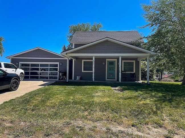 Photo of 521 Scott St, Fontanelle, IA