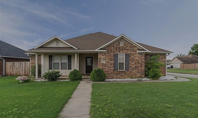 Photo of 1901 Denali Way, Barling, AR