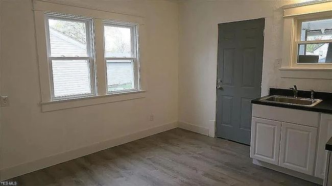 Photo of 41 25th St Nw, Barberton, OH
