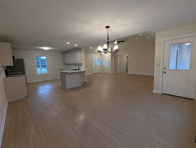 Preview of property located at 106 Brooke Ln