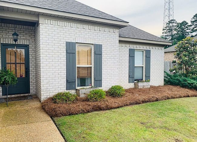 Photo of 402 Concord Ln, Florence, MS