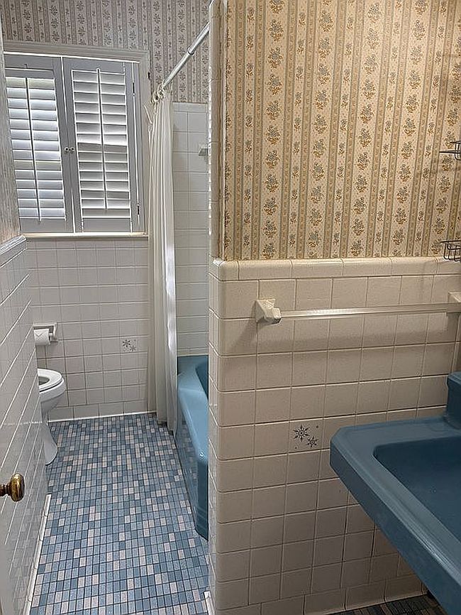 Image of 16699 Romulus Rd