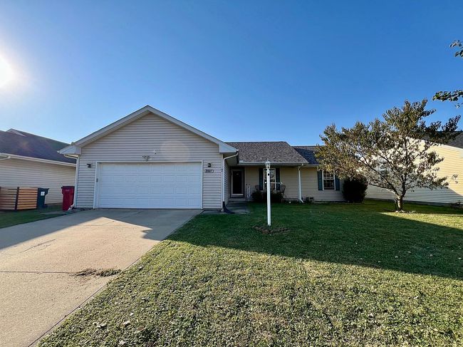 Preview of property located at 3911 Pebblebrook Ln
