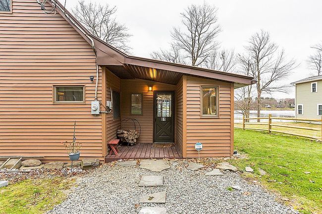 Image of 81 W Shore Dr