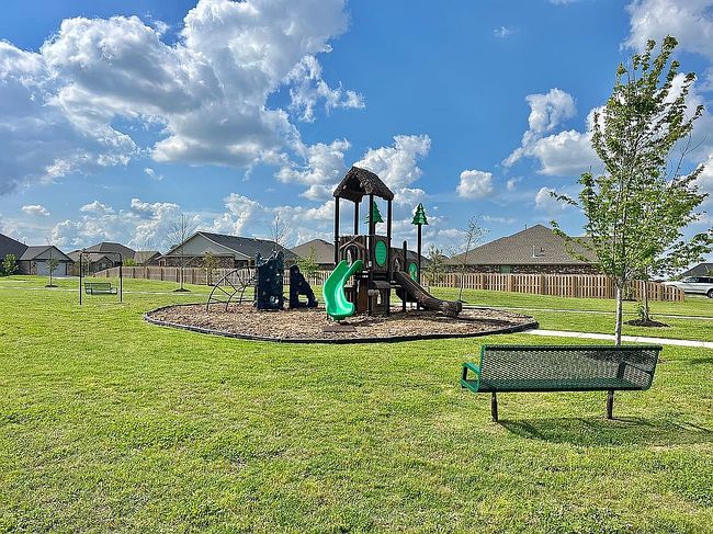 Photo of 927 Fair Oaks St, Tontitown, AR
