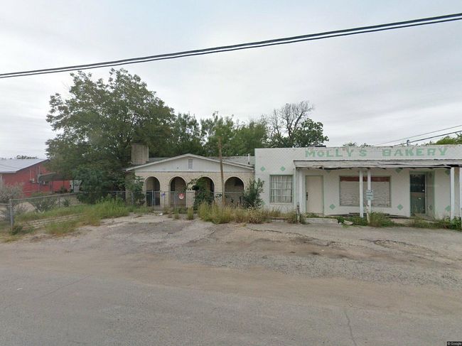 Image of 701 W Garza St