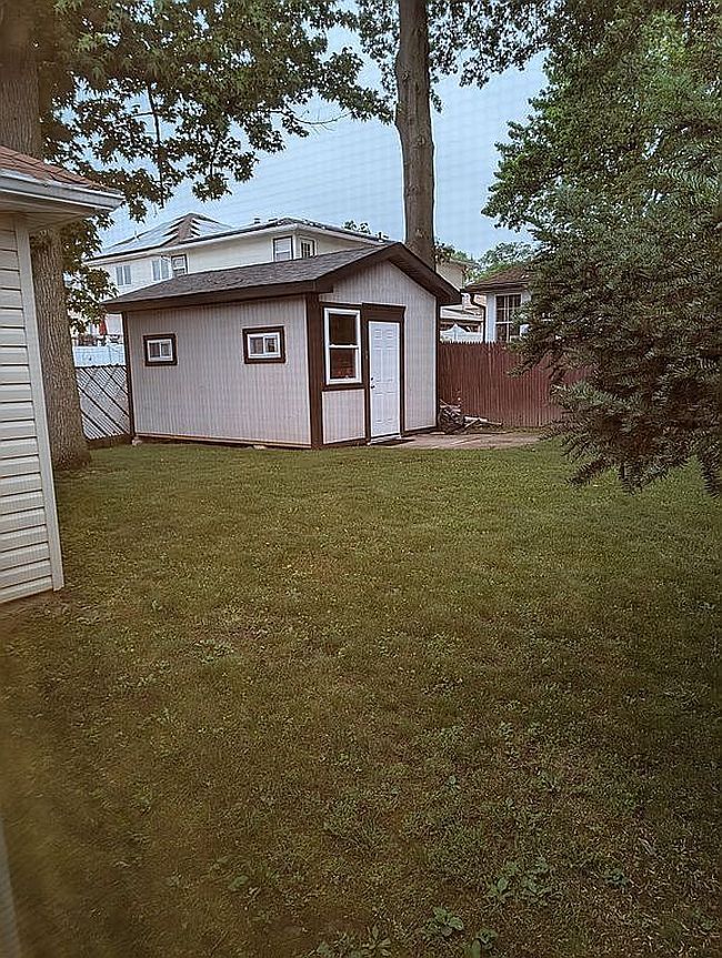 Photo of 155 Bathgate St, Staten Island, NY