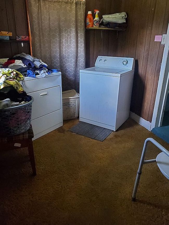 Additional photo 1 of property located at 1107 Carpers Dr